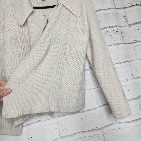 Chico's Womens Beige One Button Long Sleeve Knit Cardigan Sweater Sz 2 Large 12 - Picture 5 of 13